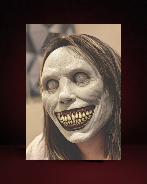 Masque Blanc Effrayant avec Œil - photo premium Panoplia