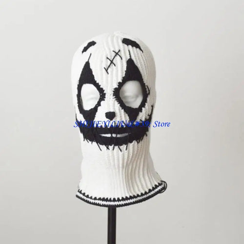 Bonnet Cagoule Tricoté Ensanglanté – vue 2