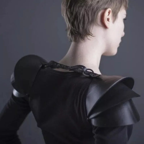 Armure d'Épaule Gothique Femme - Guerrière Viking