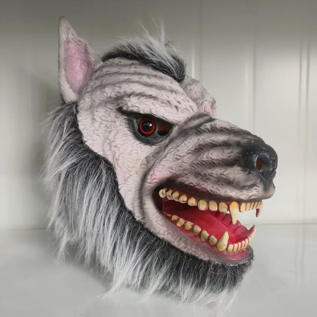 Kit Loup-Garou – Masque et Gants Griffes – vue 7