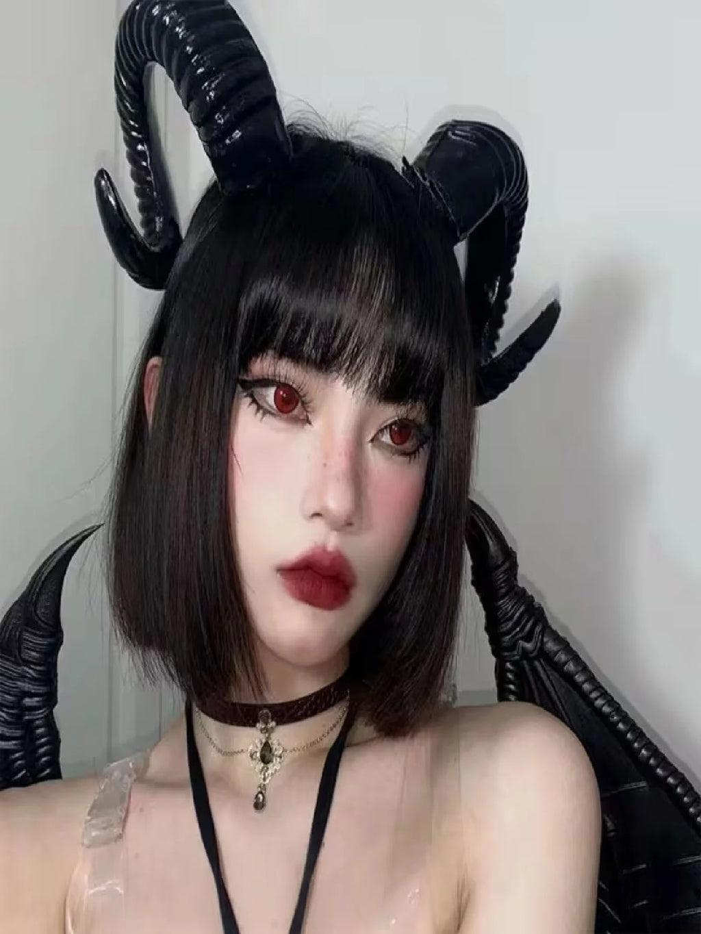 Serre-Tête Cornes de Diable Noir – vue 5